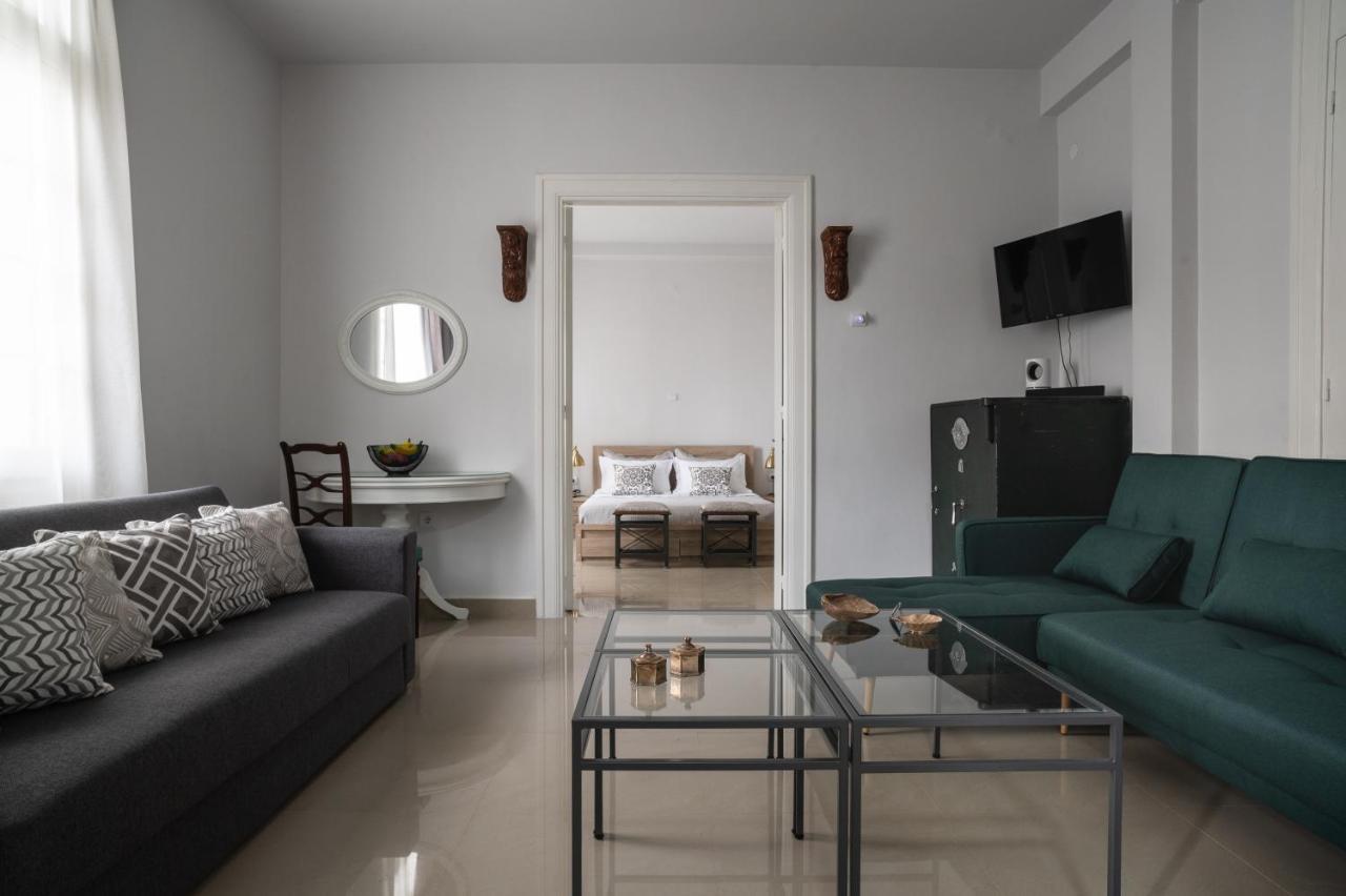 Polytimon, An Athenian Neoclassical Apartment Bagian luar foto
