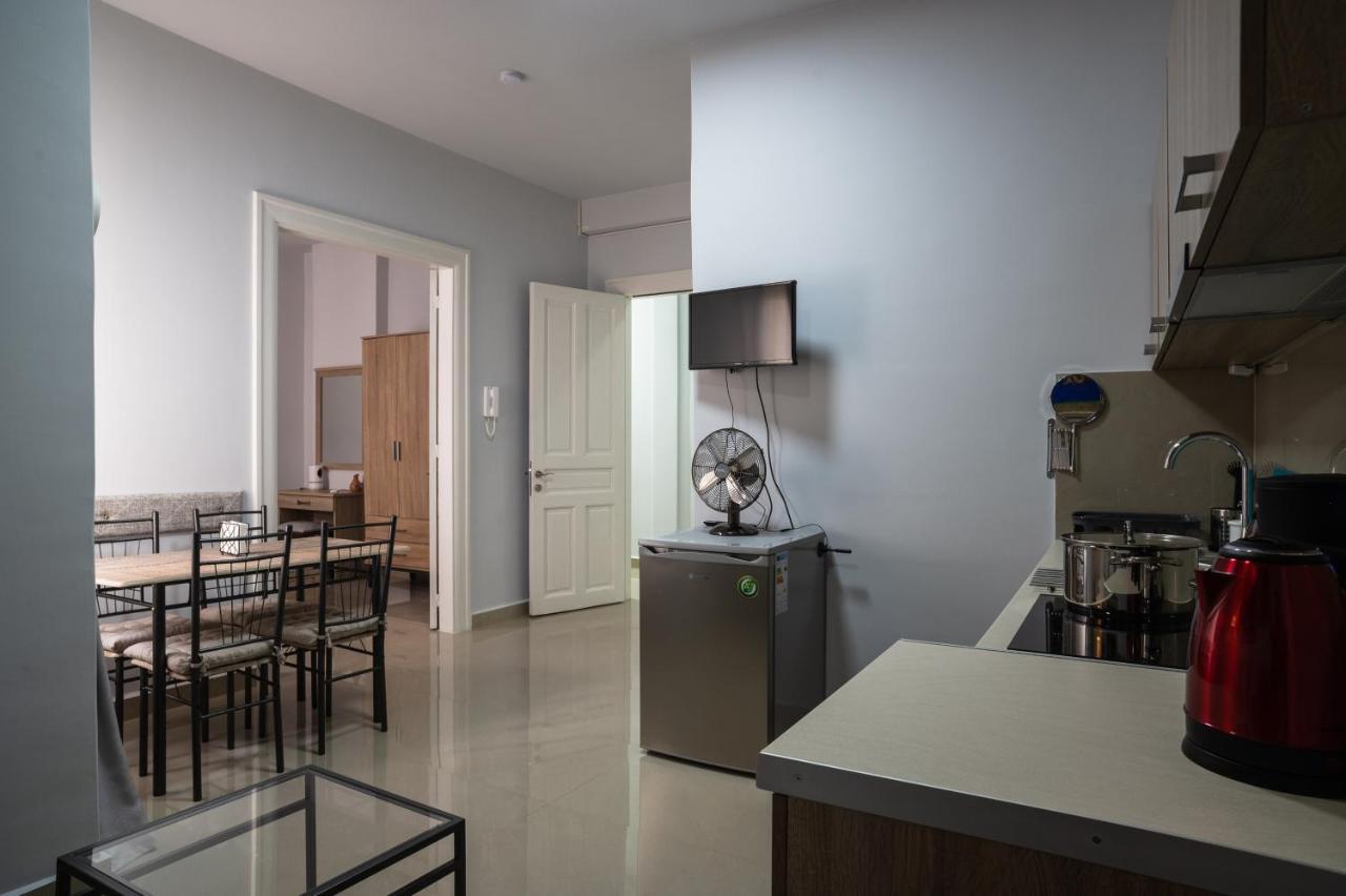 Polytimon, An Athenian Neoclassical Apartment Bagian luar foto