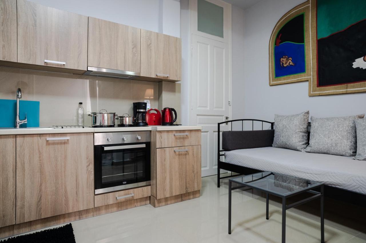 Polytimon, An Athenian Neoclassical Apartment Bagian luar foto